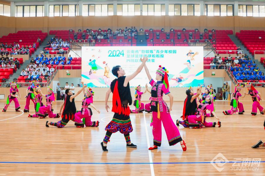  足校建设如火如荼，青少年培养体系完善